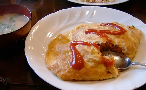 ↑ 懐かしい味のオムライス